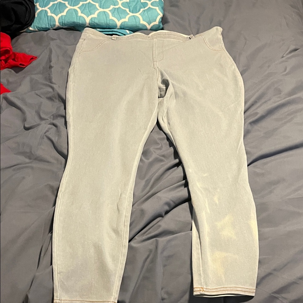 YITTY Light Gray Leggings
